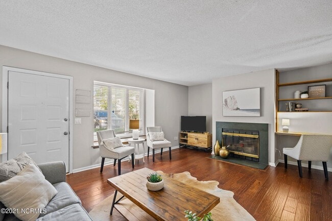 Photo - 420 Cobblestone Dr