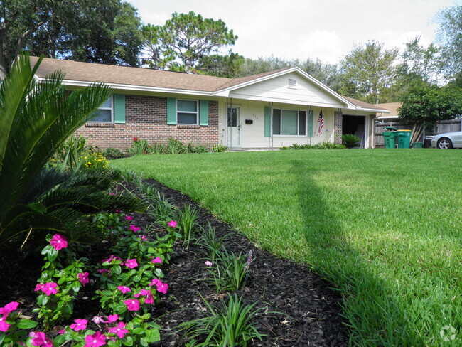 Building Photo - 216 Priscilla Dr Rental