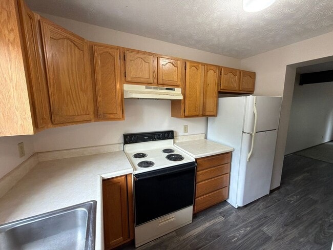 Photo - 4620 Grassridge Rd