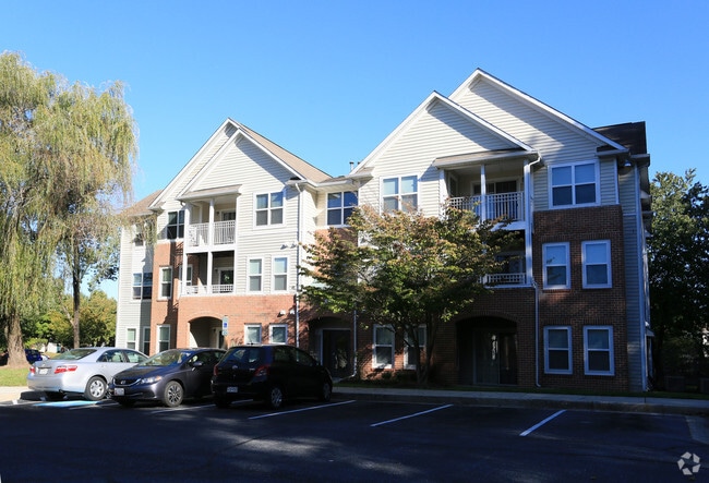 Orchard Crossing Apartments