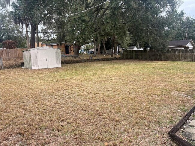 Photo - 1809 Chase Ave