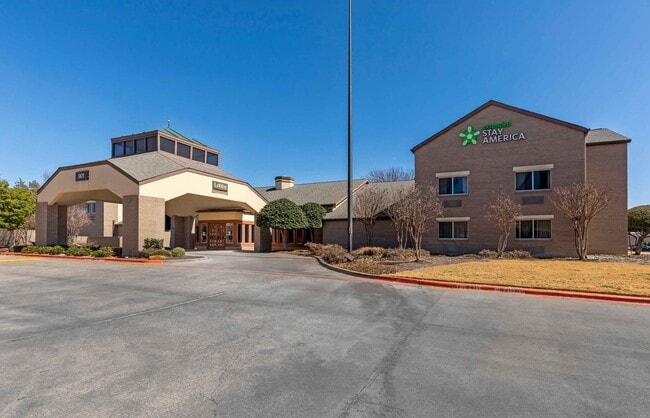 Furnished Studio-Dallas - Richardson