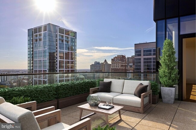 Building Photo - 1134 Sansom St Unit 0B-1115 Rental