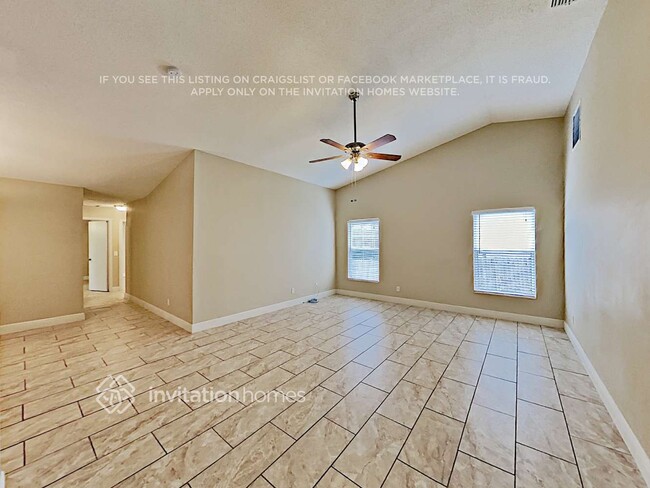 Photo - 641 Ridgewood St