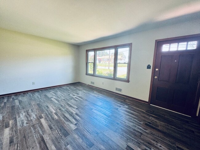 Photo - 5930 Edgewood Ave