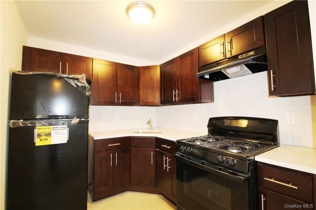 Photo - 1355 Plimpton Ave Unit 4