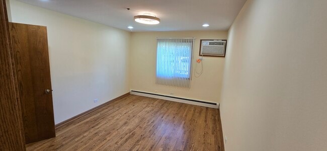 19 Cedar Ct Unit 19 Cedar Ct #4