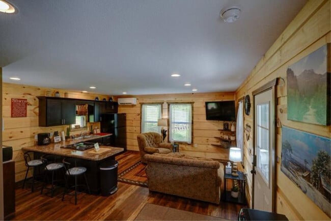 Photo - 644 Gladdens Creek Rd Unit ID1268188P