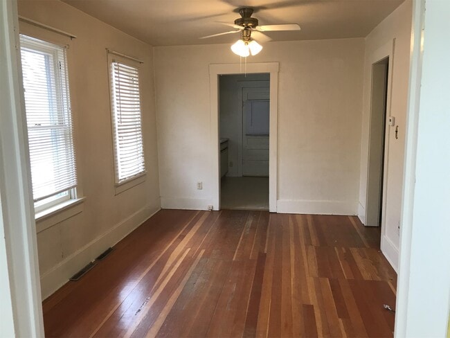 Photo - 2316 Maxwell Ave