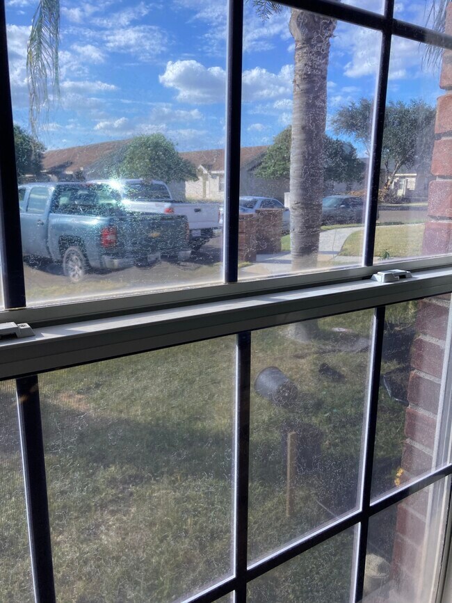 Photo - 910 English Ave