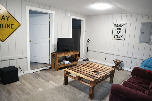 Photo - 131 Union St