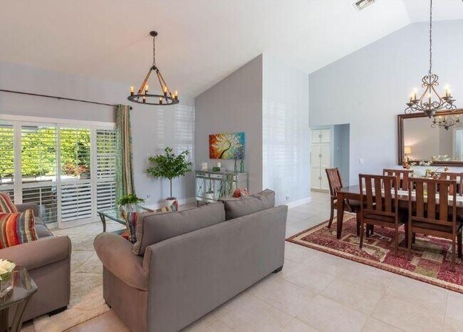 Photo - 1349 Brampton Cove