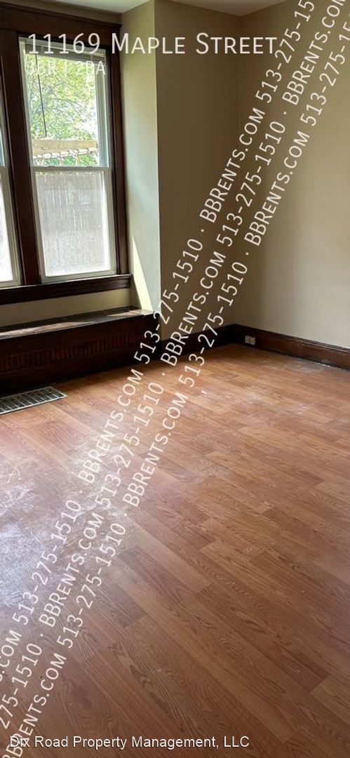 Photo - 3 br, 2 bath House - 11169 Maple Street,