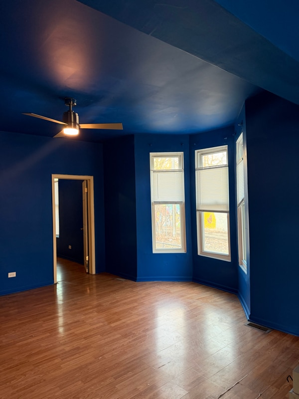 Building Photo - 604 W 60th St