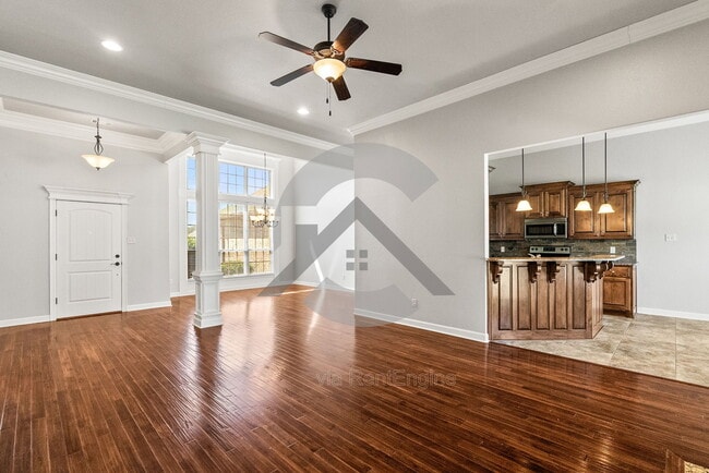 Photo - 6137 Remington Dr