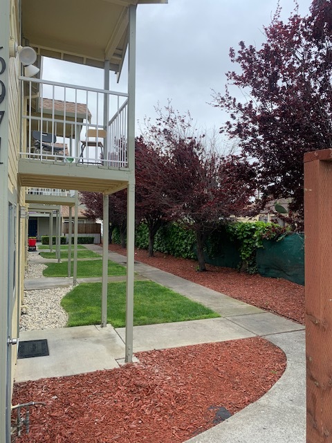 Building Photo - 6971 Krause Ave Unit B Rental