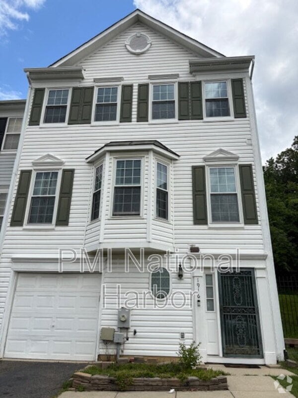 Building Photo - 1916 Mississippi Ave SE Rental