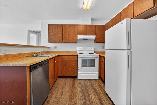 Photo - 2654 Bryandouglas Dr