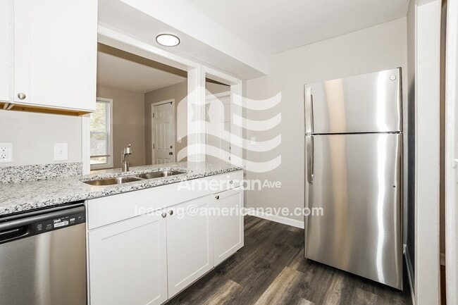 Photo - 2031 N Green Rd