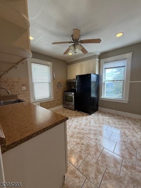 Photo - 312 E Elm St