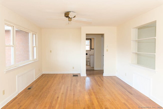 Photo - 68 Parsonage St