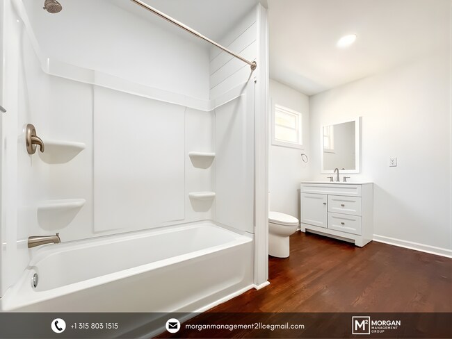 Photo - 193 W 8th St