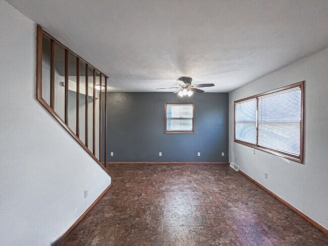 Photo - 666 Illinois Ave Unit Apt A