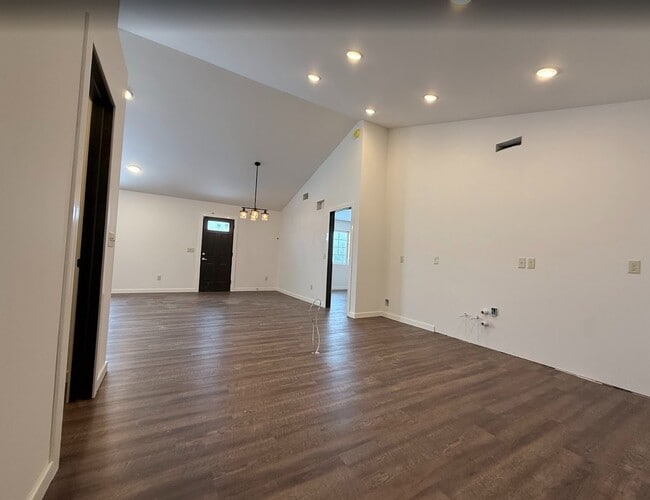 Photo - 5513 164th St