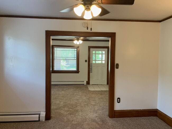 Photo - 1414 8th Ave SE