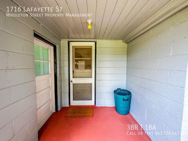 1716 Lafayette St