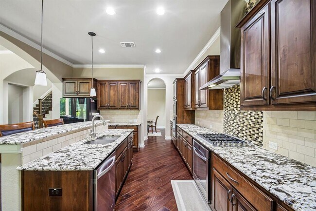 Photo - 10501 Nicolet Way