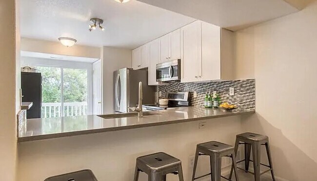 encimera de cocina - 4945 Noble Park Pl