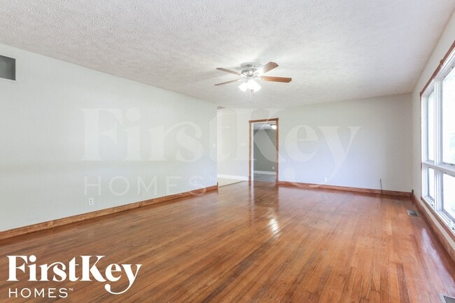 Photo - 6605 W 14th St