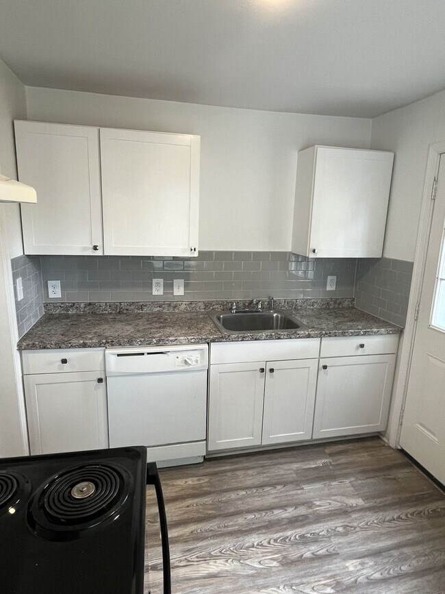 Photo - 2 Bedroom, 1 Bath Duplex Near NoDa