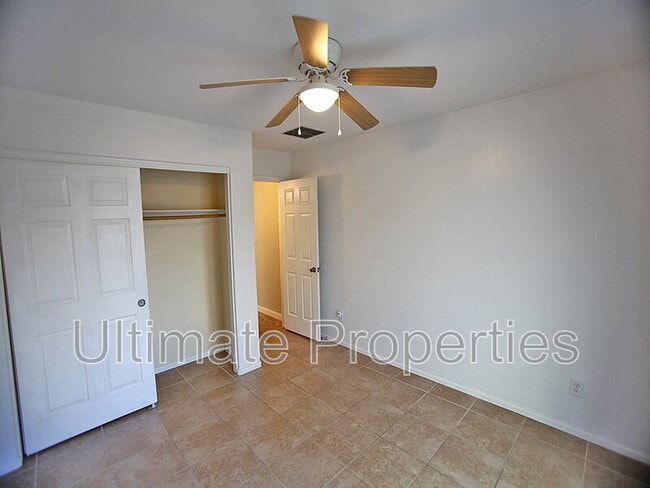 Photo - 25679 W Miami St