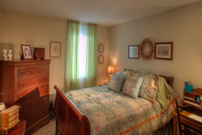 Photo - Charter House