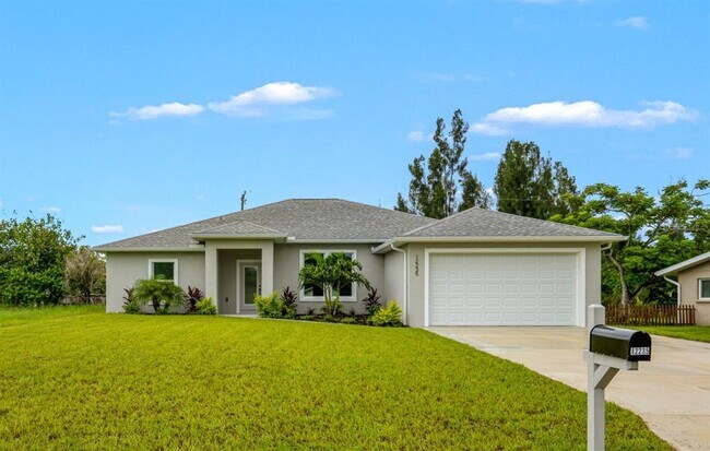 Building Photo - 12235 Hernando Rd