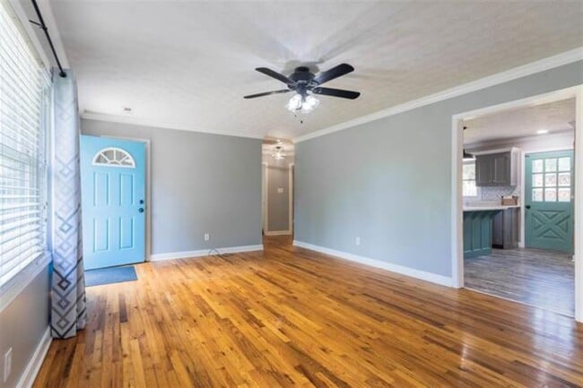 Photo - 292 Plum Springs Rd