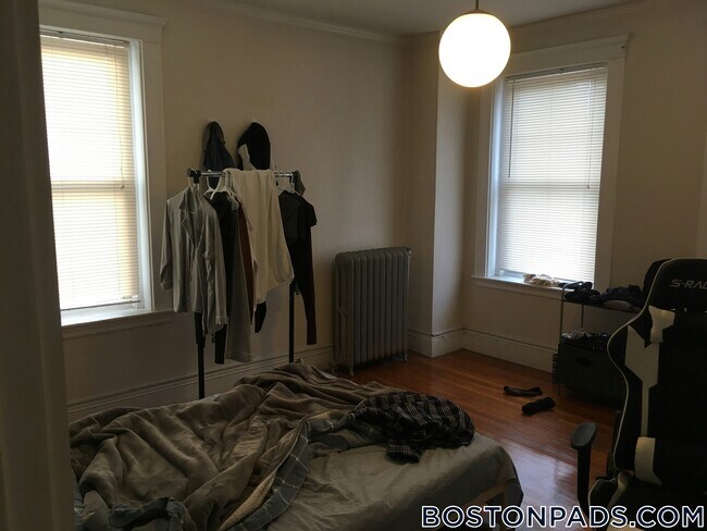 Photo - 96 Maple St Unidad 6