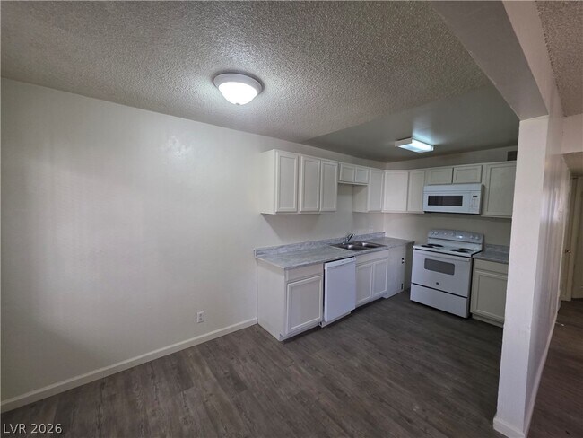Photo - 304 Orland St Unidad 39