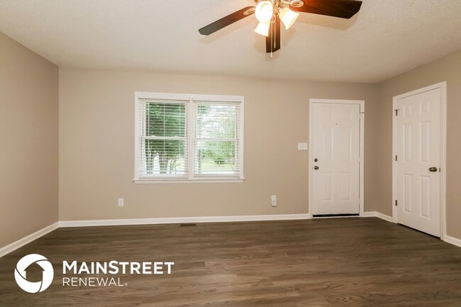 Photo - 515 Meadowview Dr