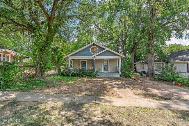 Photo - 409 Rutherford St