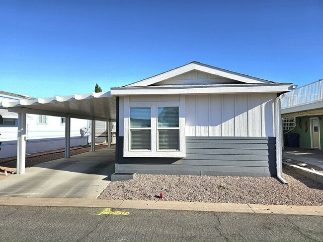 Building Photo - 8870 E Baseline Rd