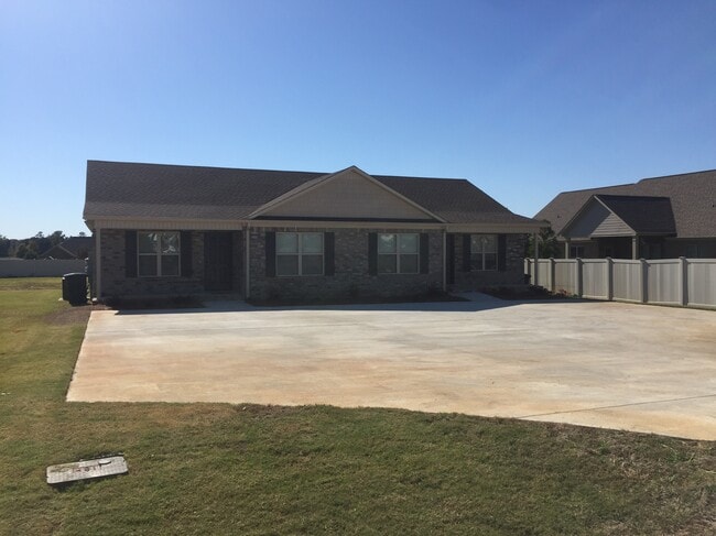 Building Photo - 26074 Capshaw Rd Rental