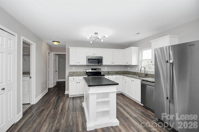 Photo - 1711 Rustic Arch Way