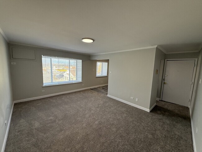 Photo - 495 Madison Ave