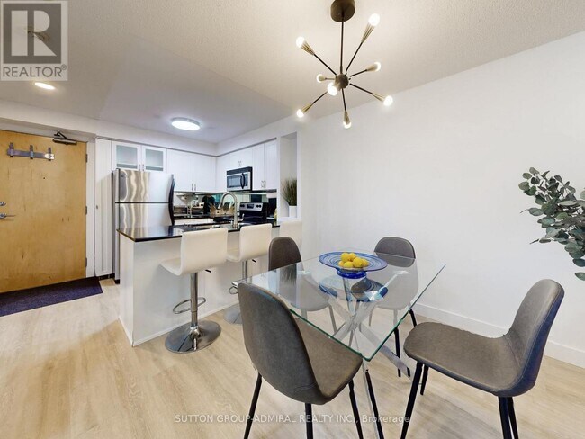 Photo - 212 Eglinton Ave E Unit 1005