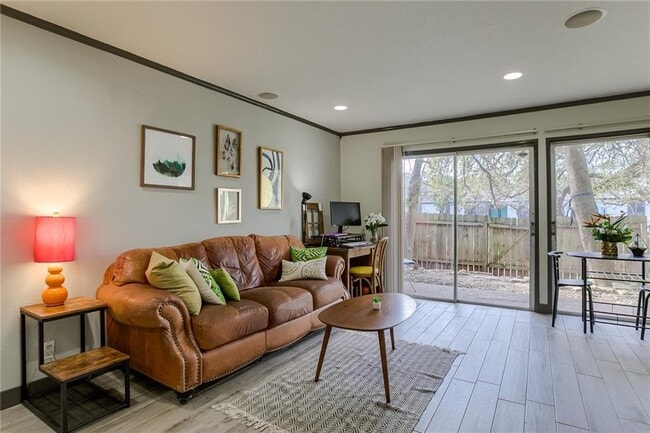 Photo - 620 S 1st St Unit 107