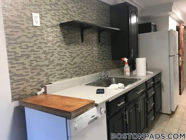 682 Parker St Unidad 1