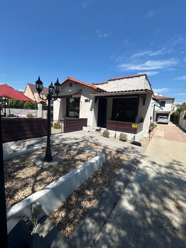 Photo - 3203 Madera Ave